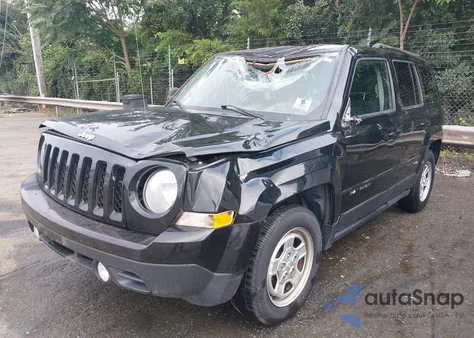 2017 Jeep Patriot Sport Fwd z USA, uszkodzony, nr VIN 1C4NJPBA6HD146019